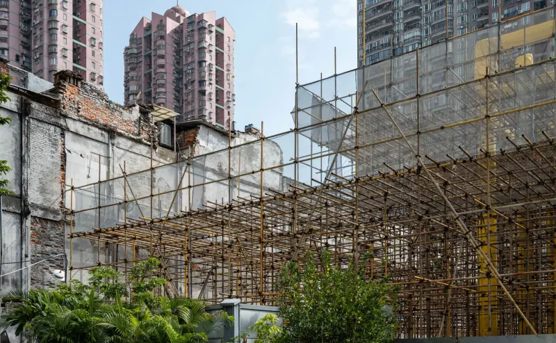 北京祈梦科技：餐饮企业工装与服务员服选购指南及搭配建议