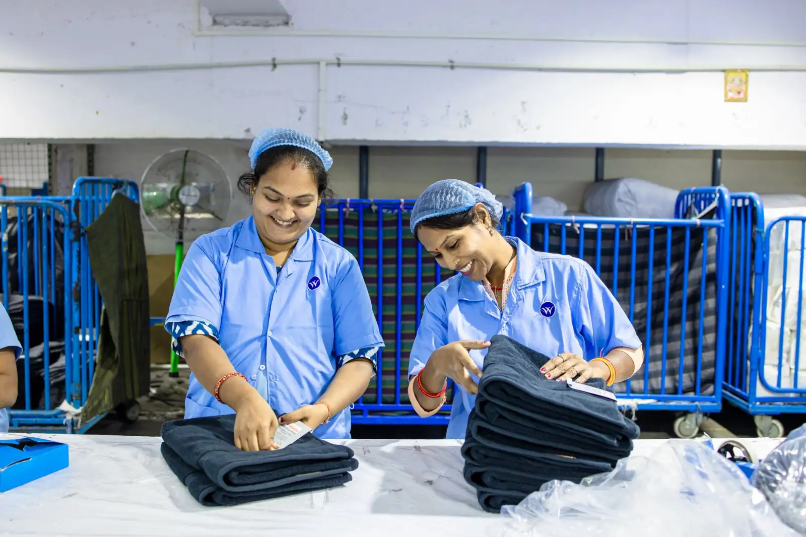 物业公司保安服与保洁服如何搭配？华北地区企业制服统一形象方案解析正文配图 2